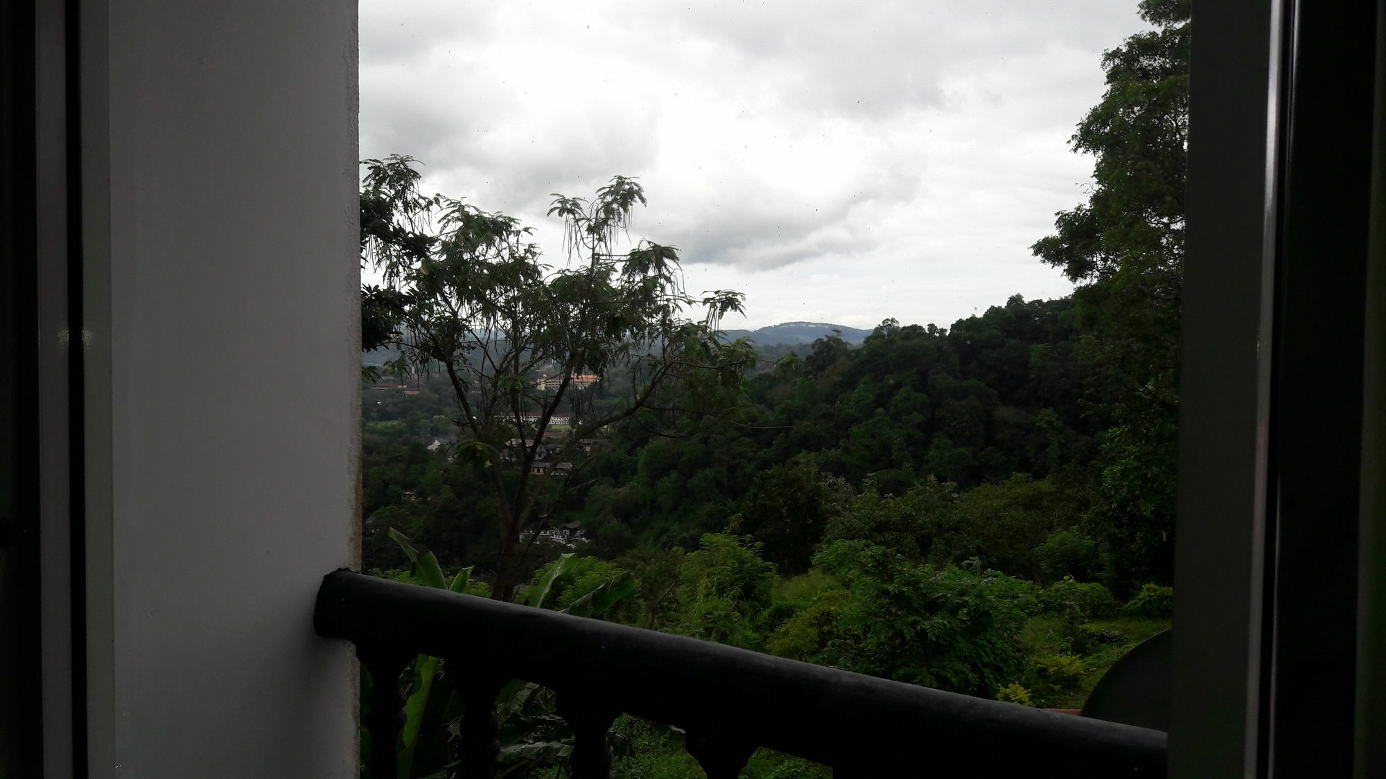 Oyo 441 Kandy Hill Bungalow Eksteriør bilde